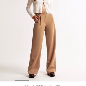 NWOT Abercrombie Sloan Curve Love Tailored Pants Size 29/8 Short